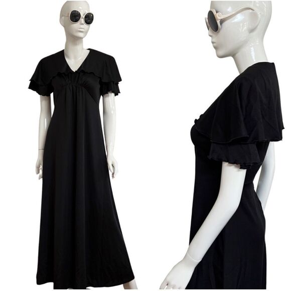 Gorgeous Vintage 1970s Tiered Flutter Sleeve Black V-Neck Evening Gown - Picture 1 of 7